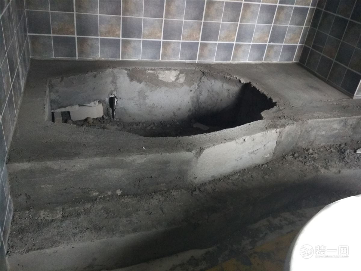 佛山禅城区恒福新城业主装修日记：泥工施工砌洗手台